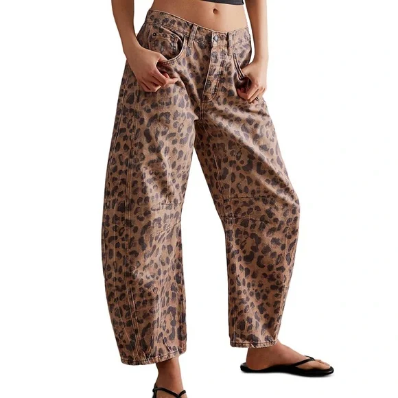 We The Free Good Luck Leopard Barrel Leg Jeans in Brown Sugar - Picture 1 of 4